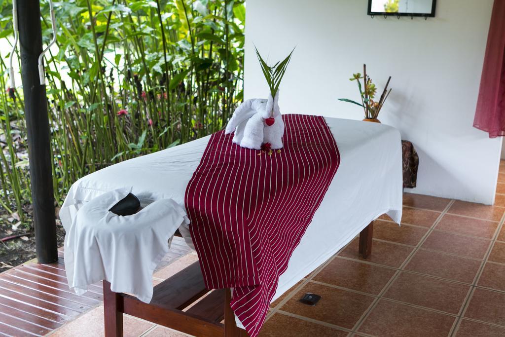Hotel Mountain Paradise La Fortuna Exterior photo