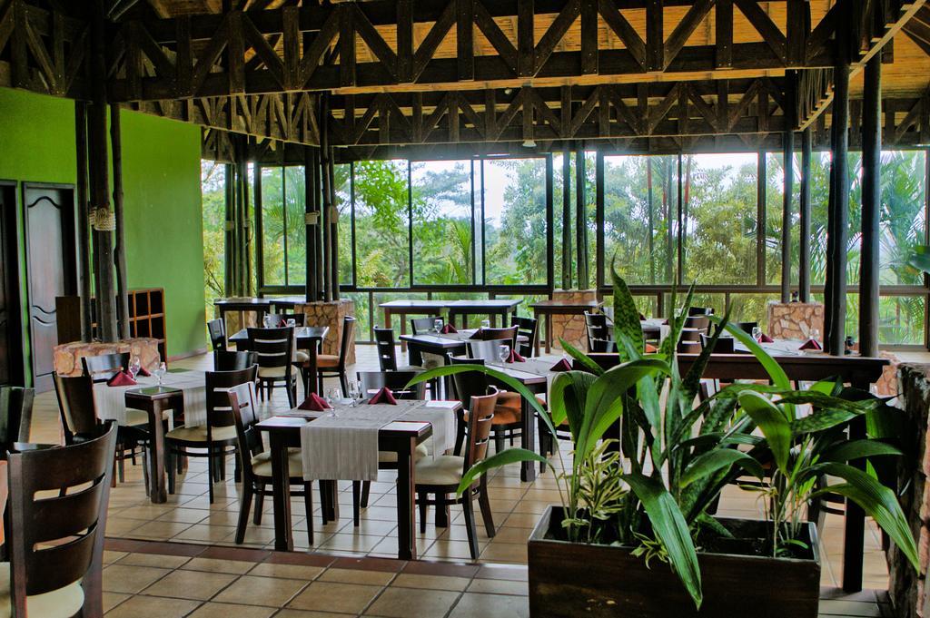 Hotel Mountain Paradise La Fortuna Exterior photo