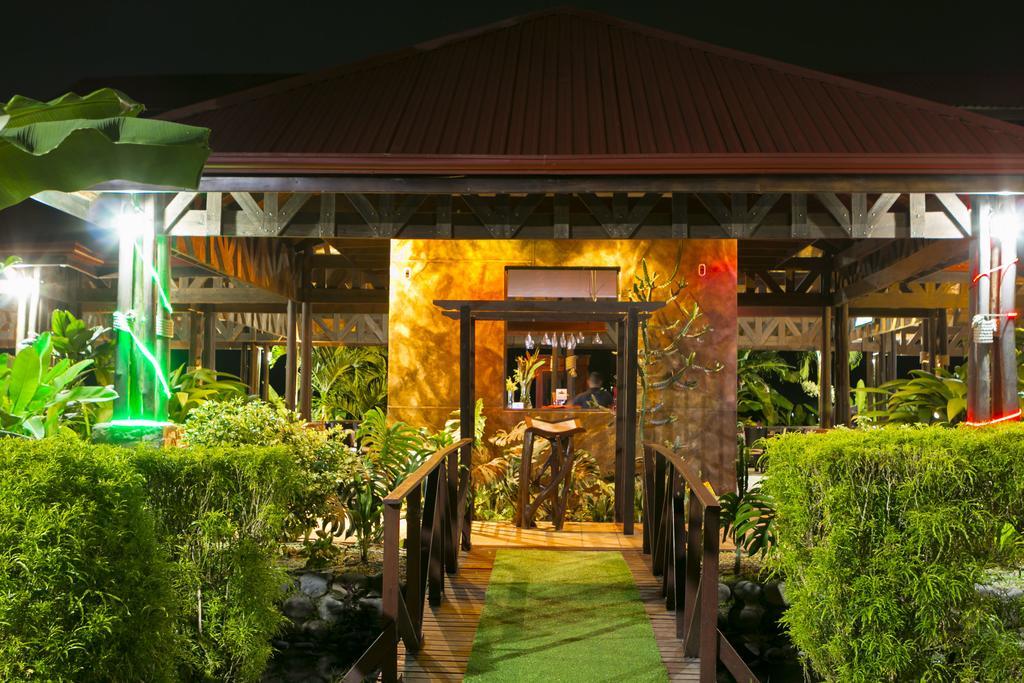Hotel Mountain Paradise La Fortuna Exterior photo