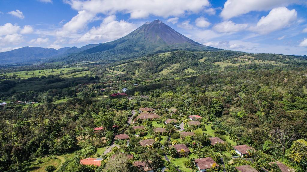 Hotel Mountain Paradise La Fortuna Exterior photo
